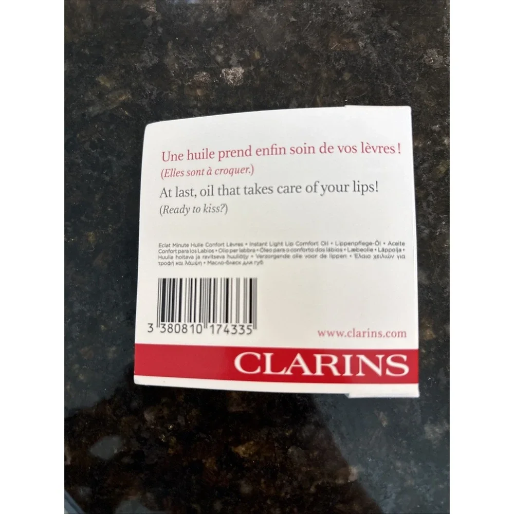 Clarins Lip Comfort Oil - Field Mint - Sample Size 2.8mL - Hydrating Lip Gloss